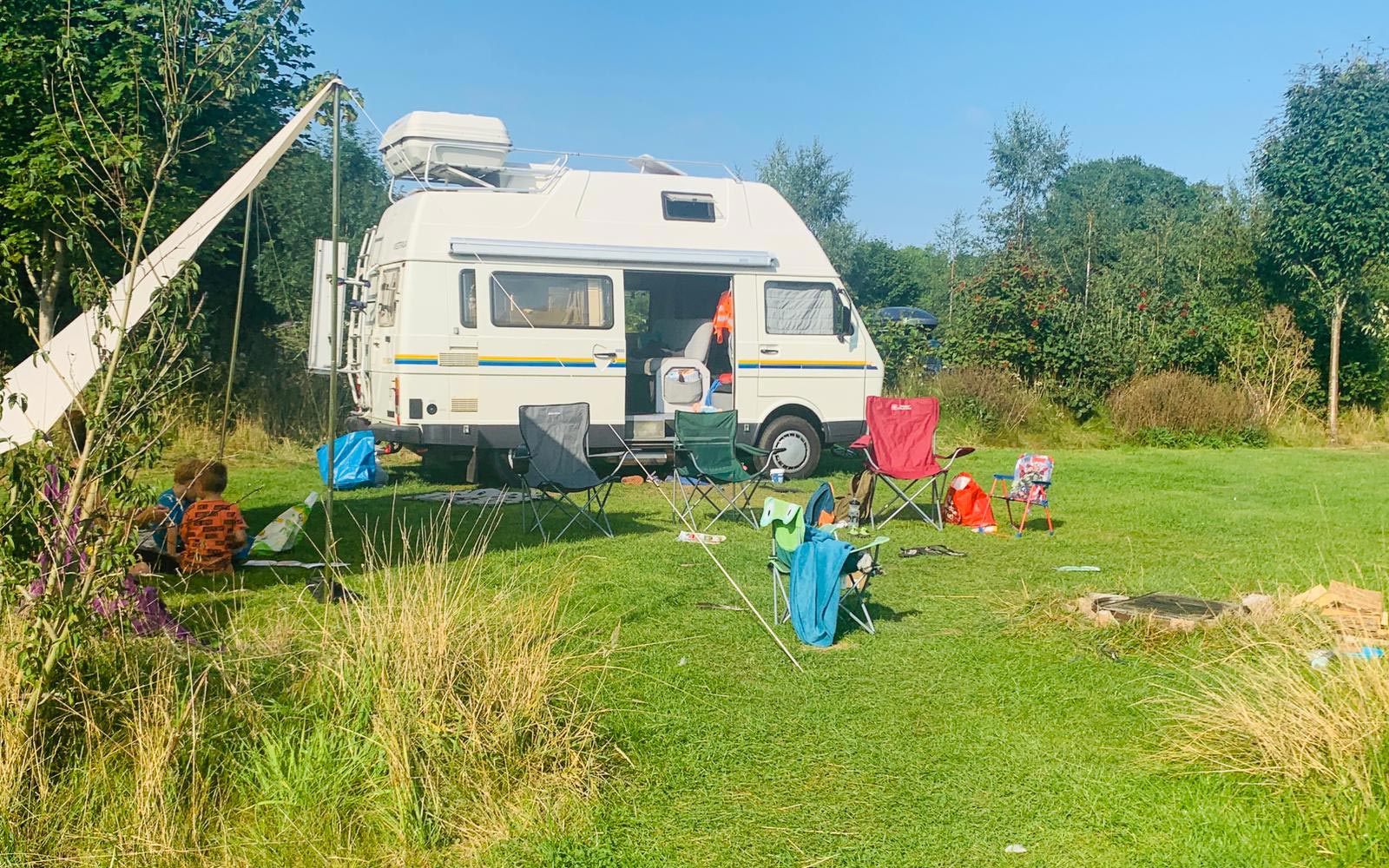 Campervan pitch at campsite Yorkshire and the hideaway Husthwaite. Book campervan sites York now.