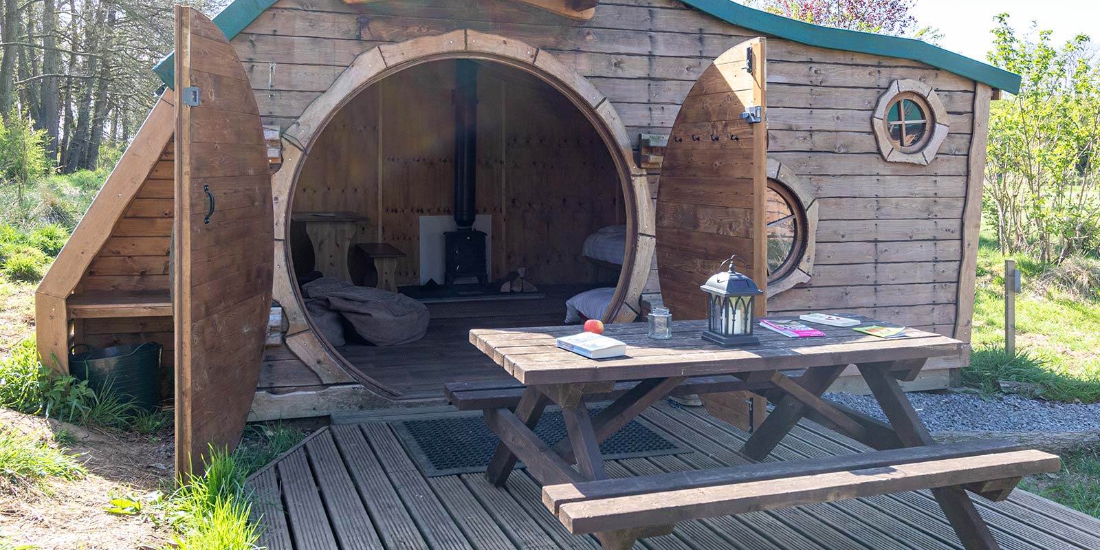 Glamping Yorkshire, Family glamping Yorkshire, York Glamping Hot Tub, Thirsk Glamping Pods 